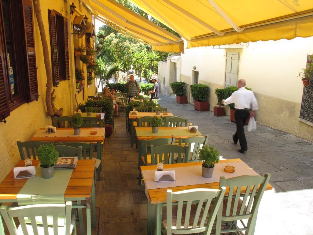 Athenian House In Plaka Villa By Athenian Homes (Adults Only) Exteriör bild